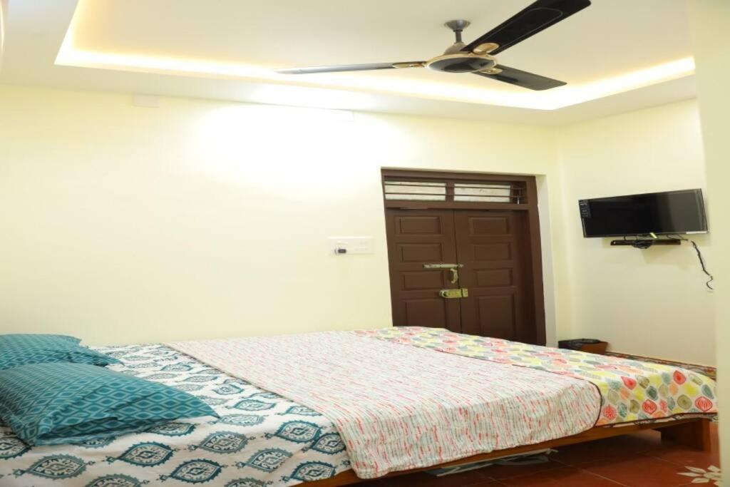 Heritage Home With 2 Bed/2 Bath With Kitchen In A Residential Neighborhood. Madurai Exterior photo