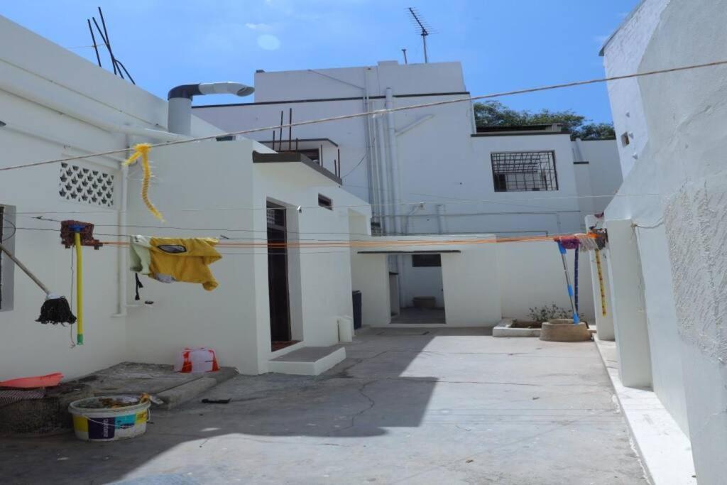 Heritage Home With 2 Bed/2 Bath With Kitchen In A Residential Neighborhood. Madurai Exterior photo